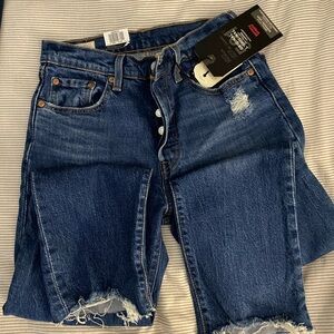 Levi’s 501 size 25